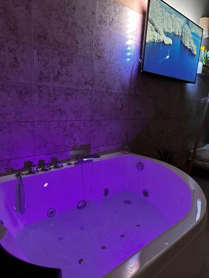 Zephir Suite Бриндизи Экстерьер фото